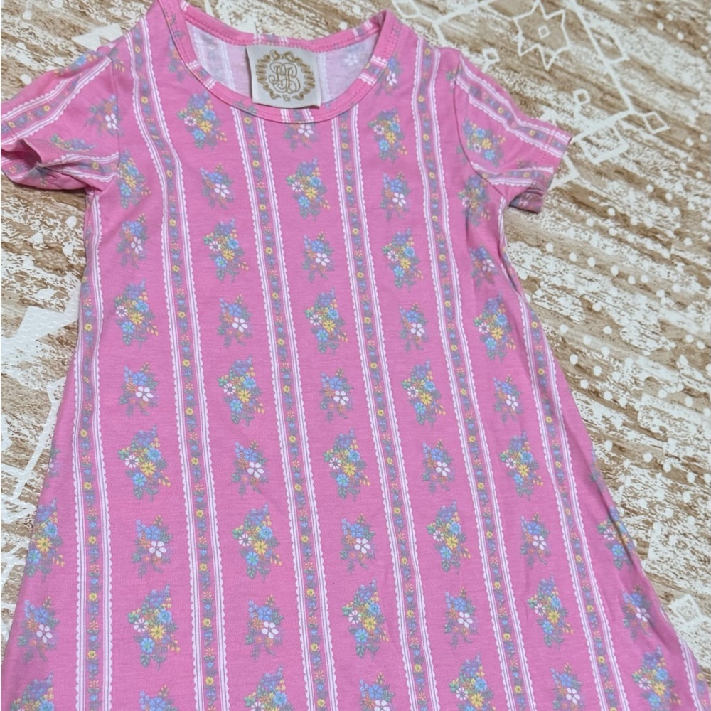 Beaufort Bonnet  Pink Play Dress - 4T runs one size small EUC